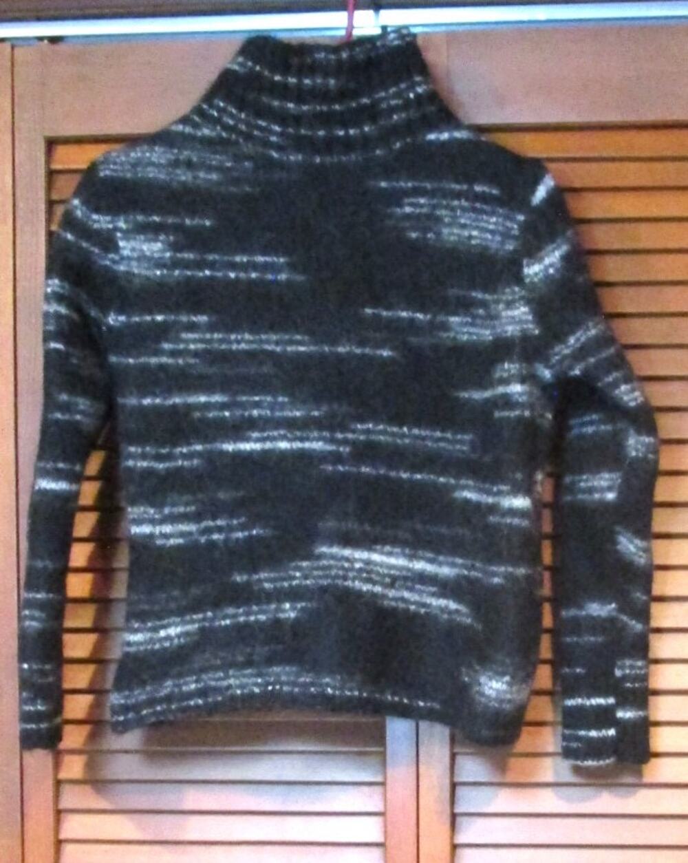 Banana Republic Women's Alpaca Turtleneck Sweater Size PS Gray White Stripes